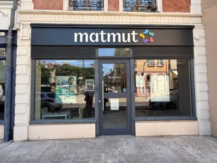Devanture agence Matmut Troyes 17/19 Rue Urbain IV