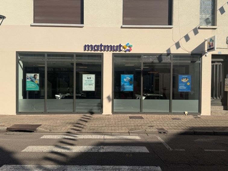 Devanture agence Matmut Toul 21 Rue de la Halle