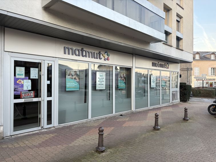 Devanture agence Matmut Le Chesnay-Rocquencourt 33 Rue de Versailles
