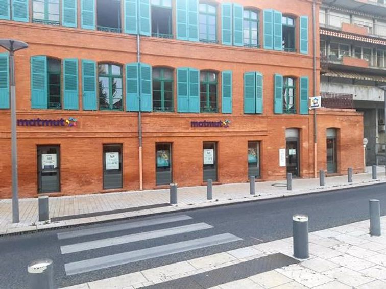 Devanture agence Matmut Montauban 13A Place Prax Paris