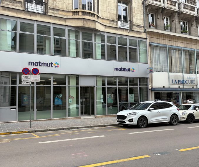 Devanture agence Matmut Reims 9 Rue Carnot