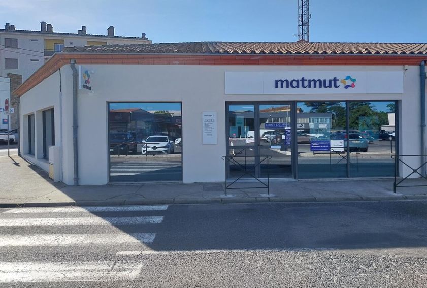 Devanture agence Matmut Carcassonne 75 Rue André Citroën