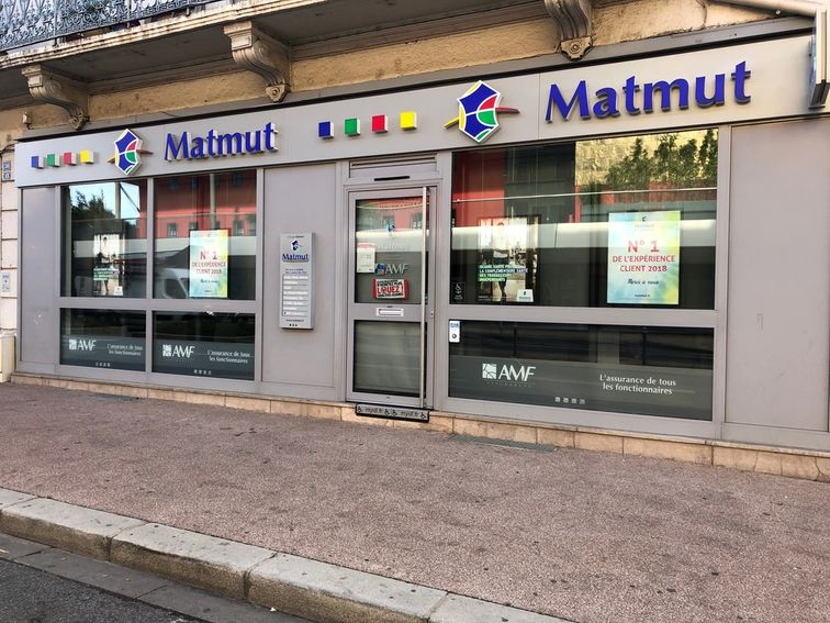 Devanture agence Matmut Roanne 38 Cours de la République
