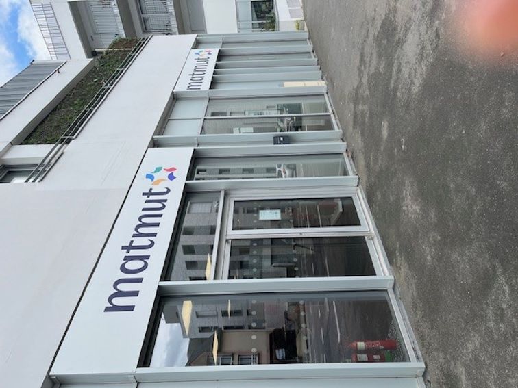 Devanture agence Matmut Rennes 231 rue Saint-Malo