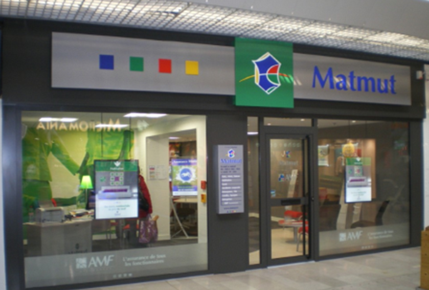 Devanture agence Matmut Le Havre Centre Commercial Grand CAP