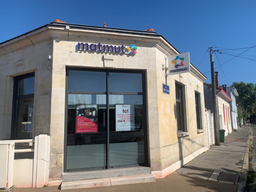 Devanture agence Matmut Bordeaux 239 Avenue de Lattre de Tassigny