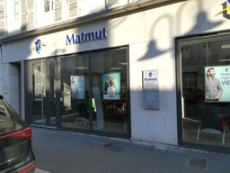 Devanture agence Matmut Rochefort 35 Avenue la Fayette