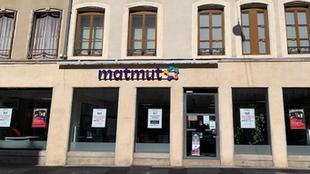 Devanture agence Matmut Nancy 117/119 Rue Saint-Dizier