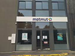 Devanture agence Matmut Bihorel 1 Avenue du Maréchal Juin