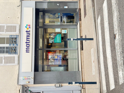 Devanture agence Matmut Lons-Le-Saunier 36 Rue Lecourbe