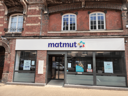 Devanture agence Matmut Dieppe 3 Place Saint-Jacques