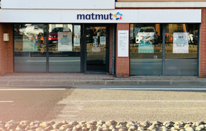 Devanture agence Matmut Muret 153 Avenue Jacques Douzans