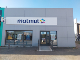 Devanture agence Matmut Narbonne 96 Avenue de Gruissan
