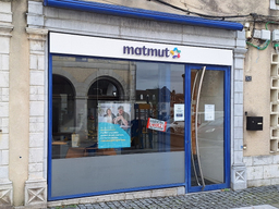 Devanture agence Matmut Orthez 25 Rue des Jacobins
