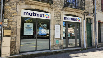 Devanture agence Matmut Villefranche-De-Rouergue 6 Place de La République