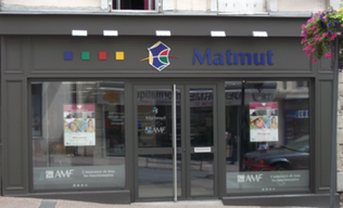 Devanture agence Matmut Argentan 12 Place Henri IV