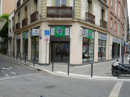 Devanture agence Matmut Grenoble 11 Cours Berriat