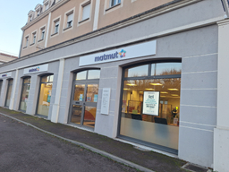 Devanture agence Matmut Auxerre 28 Boulevard Vaulabelle