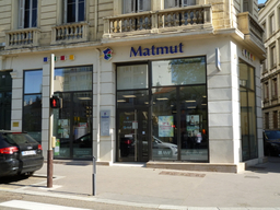 Devanture agence Matmut Saint-Étienne 35 Place Fourneyron