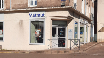 Devanture agence Matmut Avallon 1 place Vauban