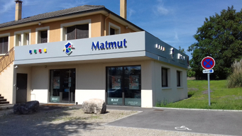 Devanture agence Matmut Saint-Genis-Laval 85 Route de Charly