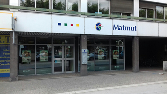 Devanture agence Matmut Voiron 44 Cours, Boulevard Becquart Castelbon