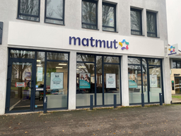 Devanture agence Matmut Limas 2/70 Rue des Chantiers du Beaujolais