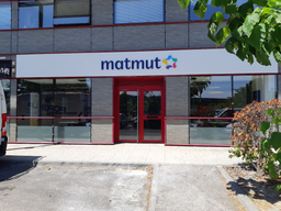 Devanture agence Matmut Manosque 341 Avenue du Moulin Neuf
