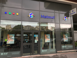 Devanture agence Matmut Marseille 100 avenue Jules Cantini