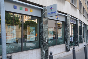 Devanture agence Matmut Marseille 122 rue Alphonse Daudet