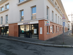 Devanture agence Matmut Mantes-La-Jolie 1 Rue de Champagne