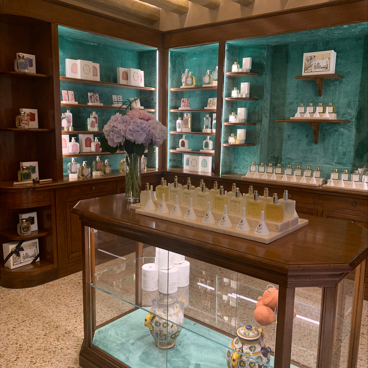 7ee735d2-4d0a-4d3c-9ccb-ffc50be8f44b