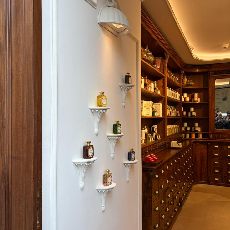 b9ce05e8-f0d1-4fda-ab6f-60a4f7318912