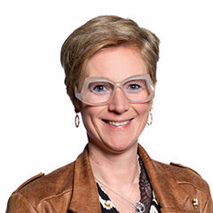 Mme Agnes Nollet, votre Opticien Atol à Crevecoeur le grand