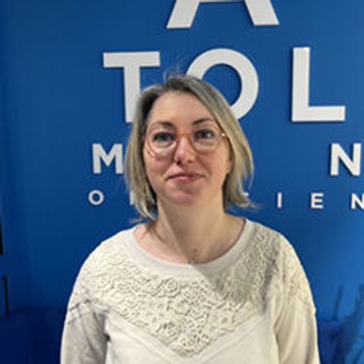 Mme Claire Damiens , votre Opticien Atol à Nogent le roi