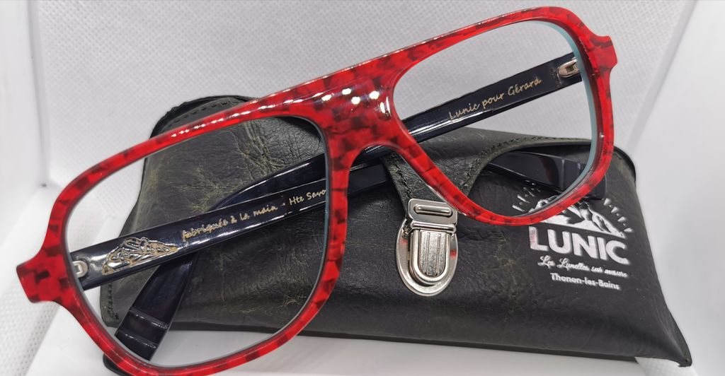 63fae901-4c9c-4c16-bdc2-9321b5e6c03c