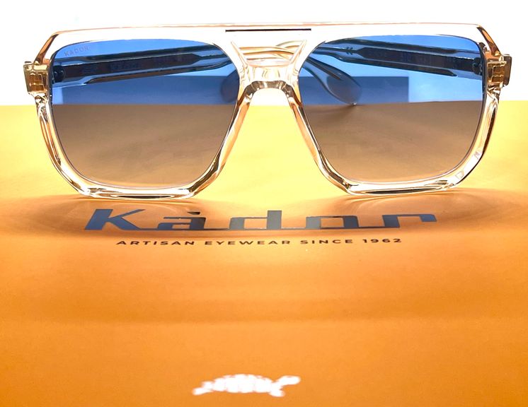 e849618b-4327-4e0f-ae33-26d09b7592f6