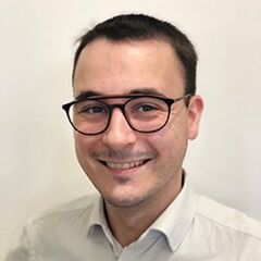 M. Charles Cayla, votre Opticien Atol à Lescar