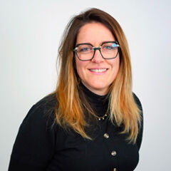 Mme Laetitia Berthelot petiteau, votre Opticien Atol à Neuville de poitou