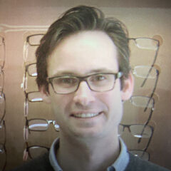 M. Philippe Martineau, votre Opticien Atol à Saintes