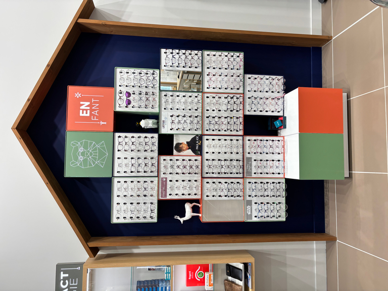 982977b8-62fa-4a29-a8f2-816a636c4922