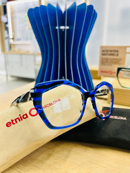 dde2fbb2-2ea9-42f3-9c9e-b17e543c8904