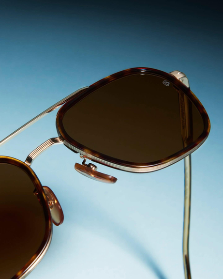 fb383e7e-014b-4301-8f1a-e263f5045bb2