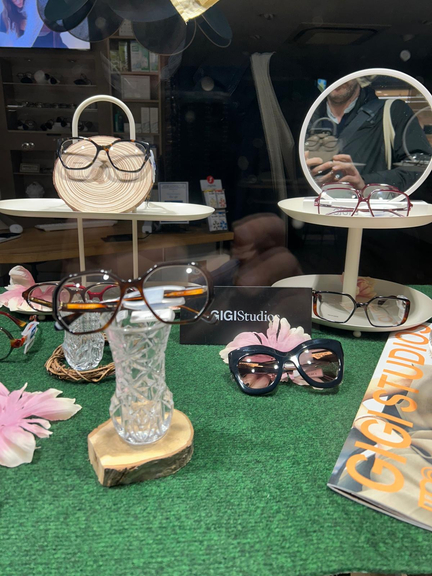 2e355534-7deb-4386-93e1-cdcfc20d2d39