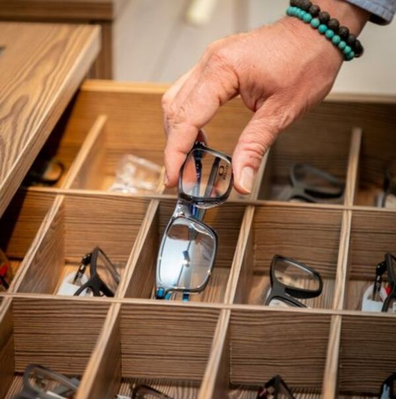 f7d643ba-ca68-4650-b6f9-1dc1540c2970