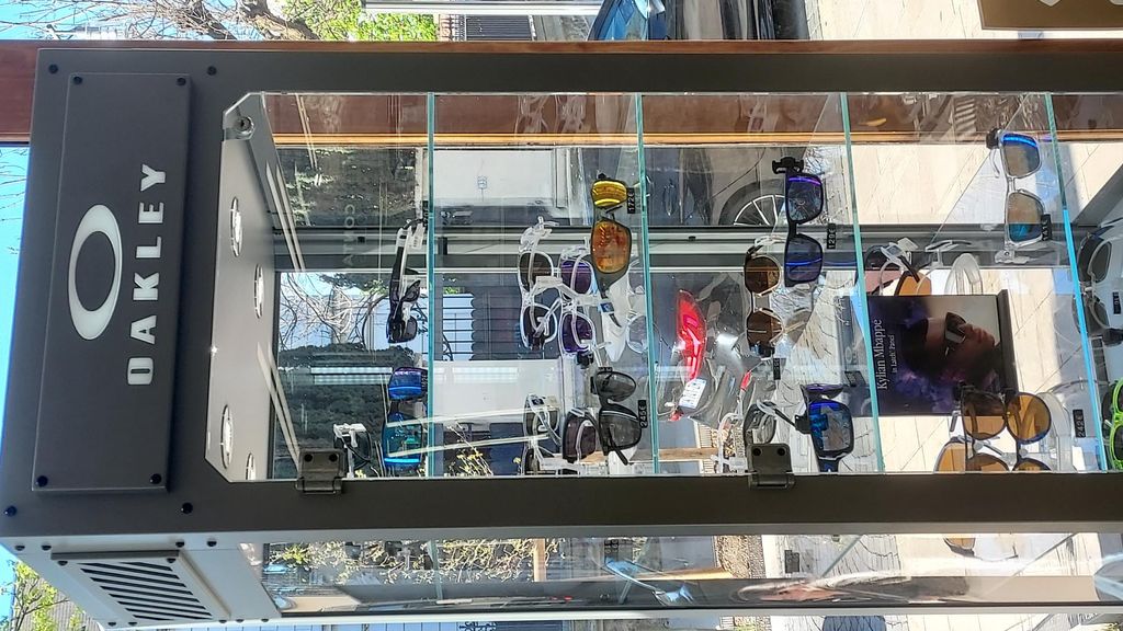 c043a71d-03e2-4b7e-98ff-a6114ecf66d4