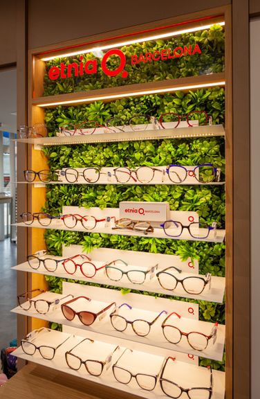 97c7c665-d554-452c-9325-b5d417fa93d0