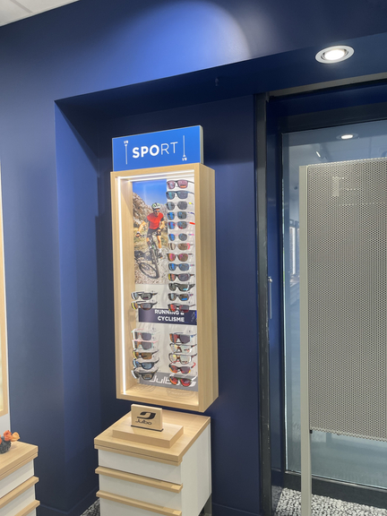 d8777c90-ce75-4fbc-b8f4-89774a4c2c7a