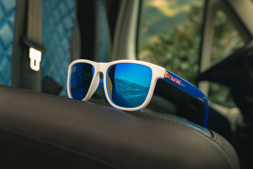 b4b84a89-7b47-4c70-8a9d-3a42453021ca