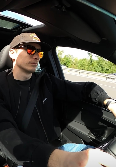 2f542abc-1e97-4839-bf38-e0dde4d68be5